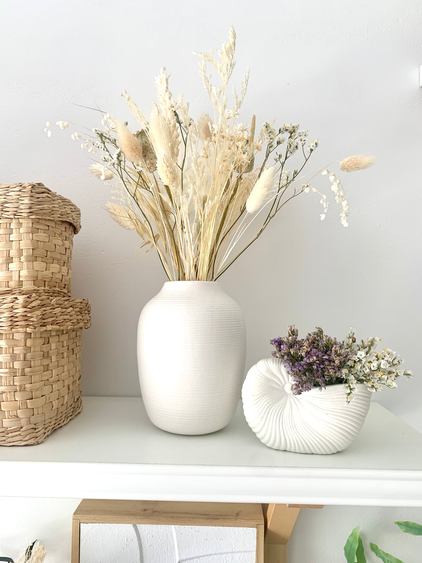 Dried Flower Shell Vase